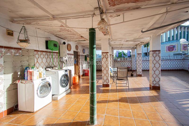 Foto 803da8bd-edf8-4270-9339-92a3b598d94f. Casa gran casa de pueblo en el corazón !!!! en Hacienda la Cartuja Tomares