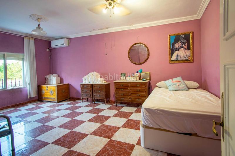 Foto b84fe5a5-124a-4f7f-a318-7af1bcd2bbfa. Casa gran casa de pueblo en el corazón !!!! en Hacienda la Cartuja Tomares