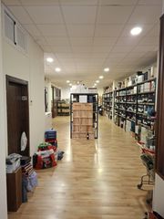 Geschäftsraum  Calle fernández de ribera. Local comercial en calle fernández de ribera