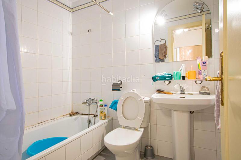 Foto 208c8e1e-d40d-4ddd-9ebd-5ed8961f8ad9. Pis amb calefacció aparcament piscina a Urbadiez - Entrepuentes Sevilla