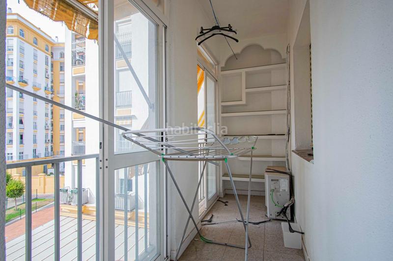 Foto 85467f67-1e0e-4dab-9b9f-4cbd84a6429f. Pis amb calefacció aparcament piscina a Urbadiez - Entrepuentes Sevilla