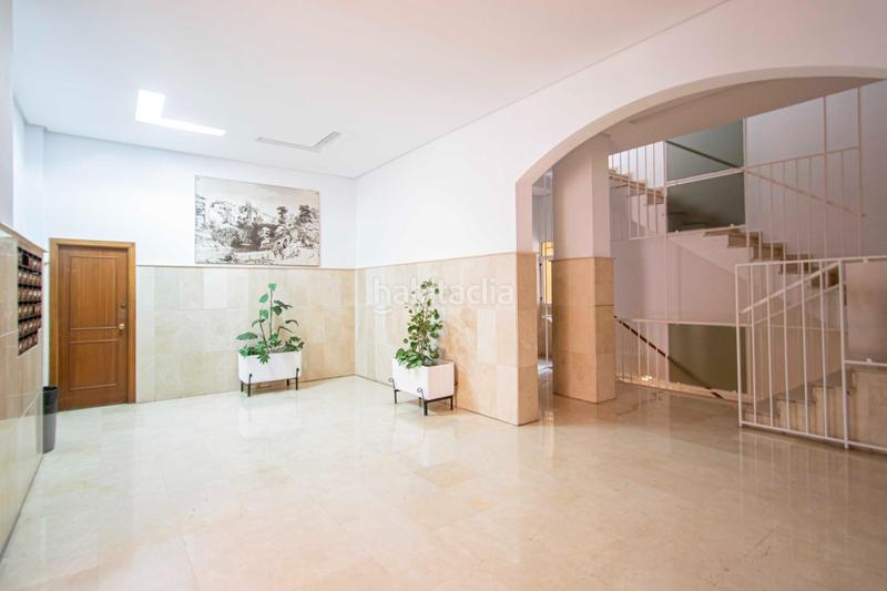 Foto ef99243c-3842-467e-bf11-2a1d794aa7d0. Pis amb calefacció aparcament piscina a Urbadiez - Entrepuentes Sevilla