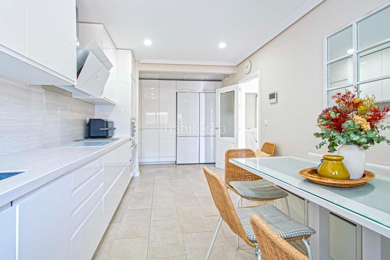 Foto 83b4fddf-8678-4555-a7c9-7a9b1c6084b4. Chalet avec parking piscine dans Olivar de Quintos Montequinto