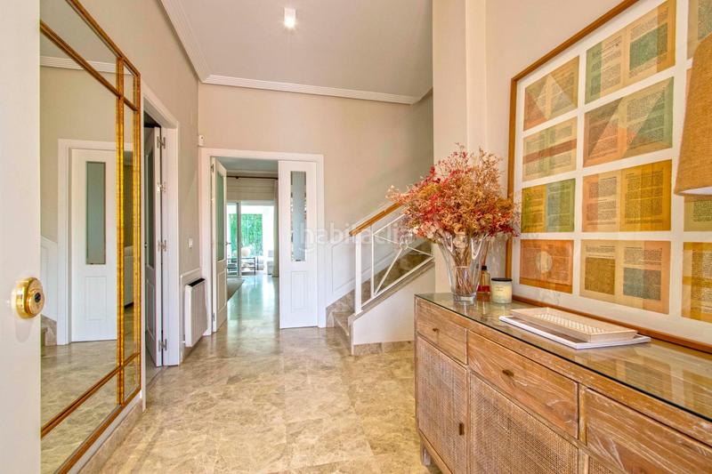 Foto b211befd-17b1-4c1d-9f15-44560fc86810. Chalet avec parking piscine dans Olivar de Quintos Montequinto