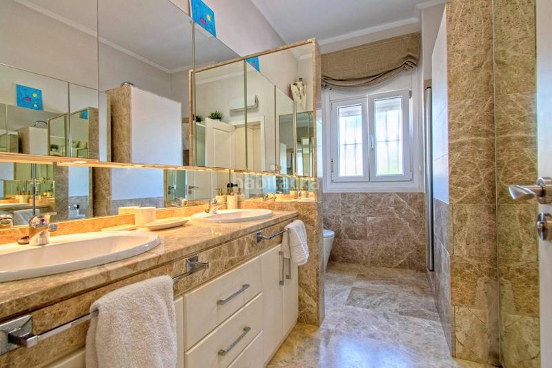 Foto c6dd6ecf-2686-4ec3-936e-c76b1beea652. Chalet avec parking piscine dans Olivar de Quintos Montequinto