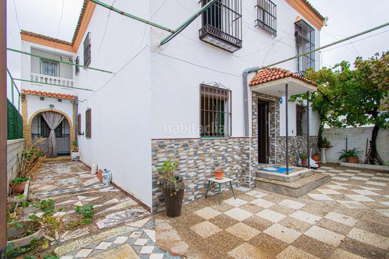 Foto 3acaf430-8b88-4528-9e73-ae122c6f2944. Chalet fantástico chalet con gran jardín y piscina privada!! en Rinconada (La)