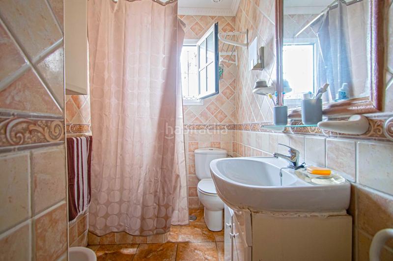 Foto baa51c29-95a0-42e0-b62d-87fa258ea746. Chalet fantástico chalet con gran jardín y piscina privada!! en Rinconada (La)