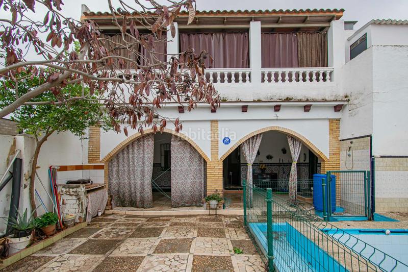 Foto c531af9f-cf91-40c1-bbf2-935d4285e8d6. Chalet fantástico chalet con gran jardín y piscina privada!! en Rinconada (La)