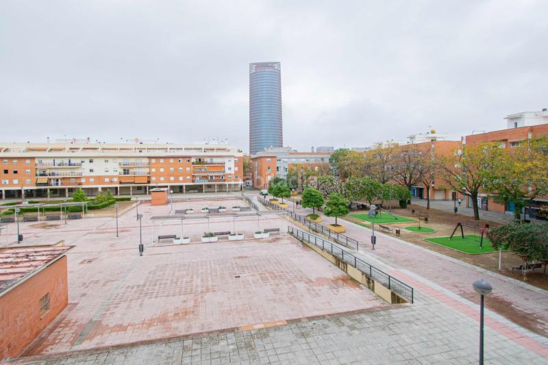 Foto a700fad4-ec6f-4d69-8f08-4946a07465eb. Appartamento con riscaldamento parcheggio in Triana Oeste Sevilla