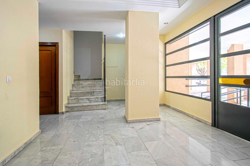 Foto 6f05da48-1e7b-47cb-b254-16eaa95ab249. Pis amb aparcament a colores - entreparques Sevilla