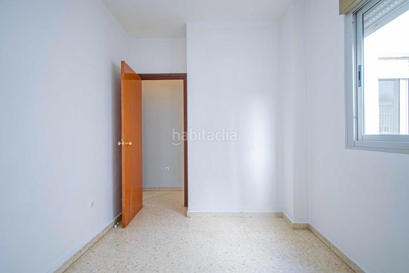 Foto 99dbc98d-e4cd-4439-9d81-0301671f6dff. Pis amb aparcament a colores - entreparques Sevilla