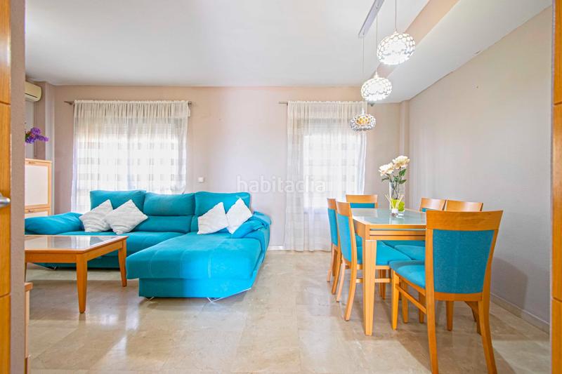 Foto 0a3c04a1-2f97-4c24-a252-a81e19c5a1ef. Casa aparellada amb piscina a Oromana Alcalá de Guadaira