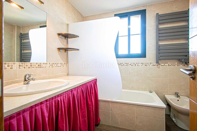 Foto 473240df-6d1c-4754-9aed-46e96434755d. Casa aparellada amb piscina a Oromana Alcalá de Guadaira