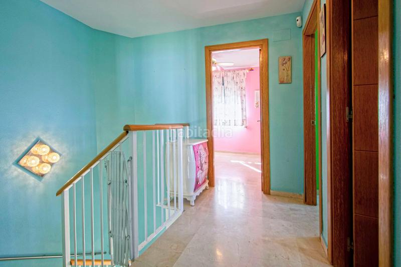 Foto 533199fa-0bf6-4697-a71d-3d5c12de6bd5. Casa aparellada amb piscina a Oromana Alcalá de Guadaira