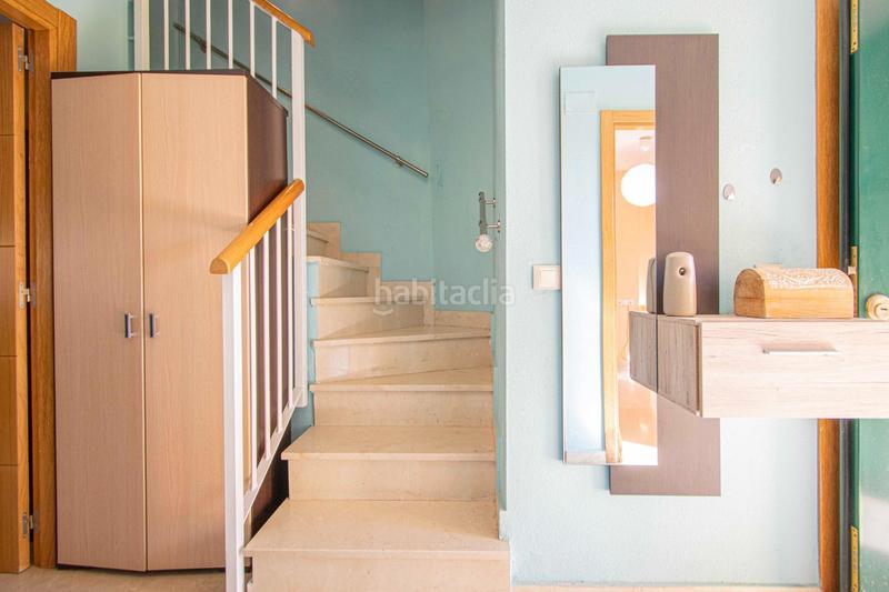 Foto c1cd18ff-01fa-42b2-9be4-0d1fed962cc1. Casa aparellada amb piscina a Oromana Alcalá de Guadaira