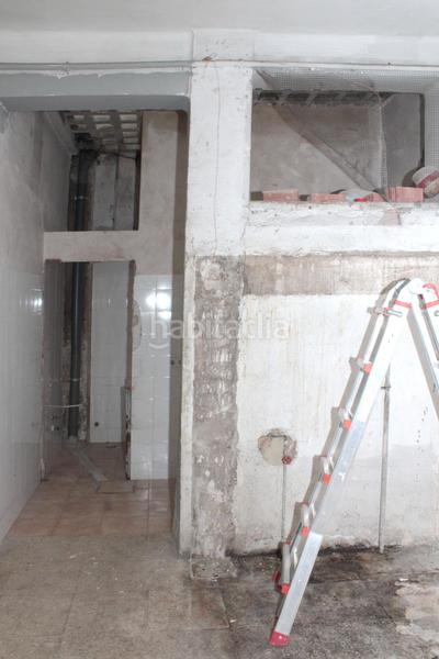 Foto cadf2a49-21b4-4455-96eb-69b436cbaaa4. Location local commercial dans San Carlos - San José Sevilla