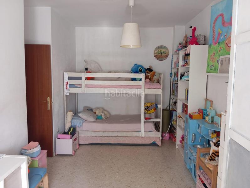 Foto 34ce45af-940a-4f02-b9fa-f91dfb5a834e. Pis amb aparcament a El Cano - Los Bermejales Sevilla