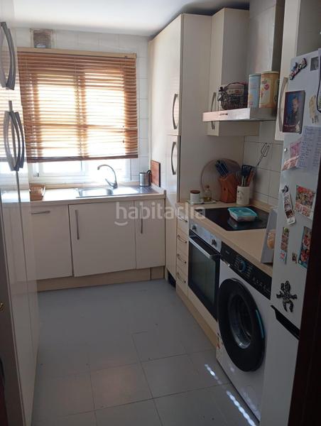 Foto bb1de774-228b-40a2-8027-bce6181c2cc5. Pis amb aparcament a El Cano - Los Bermejales Sevilla