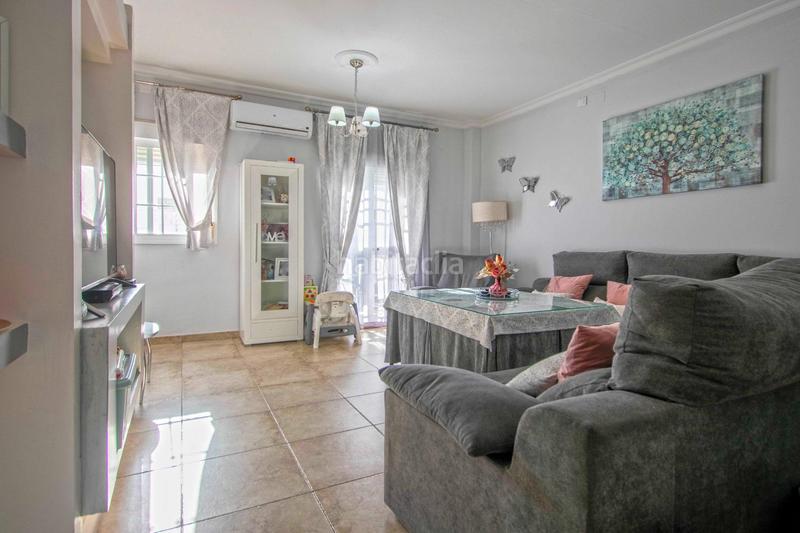 Foto f2724c52-aa56-49c8-b5a3-d13eef2688e8. Maison avec parking dans Viso del Alcor (El)