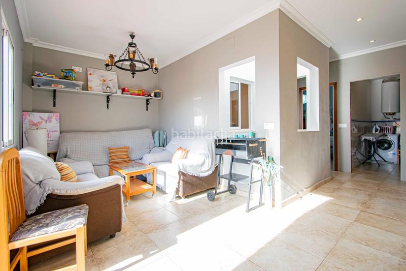 Foto fd2f1778-d538-40ca-bba4-7bbb6ebd8cc1. Maison avec parking dans Viso del Alcor (El)