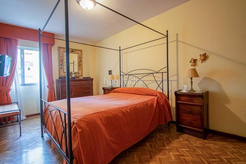 Foto 3a9c964f-85d5-49f4-a041-d4a309eadd85. Pis amb calefacció aparcament a Parque María Luisa -Giralda Sur Sevilla