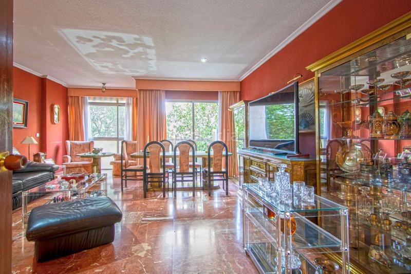 Foto defa83cf-6743-4381-bde1-85c19f0b73e4. Pis amb calefacció aparcament a Parque María Luisa -Giralda Sur Sevilla