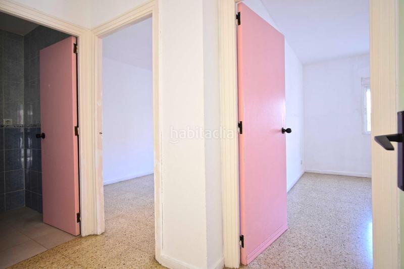 Foto 8b5cbb49-6af4-486d-9801-8e6c6b77f9ab. Pis a Cruz Roja Sevilla