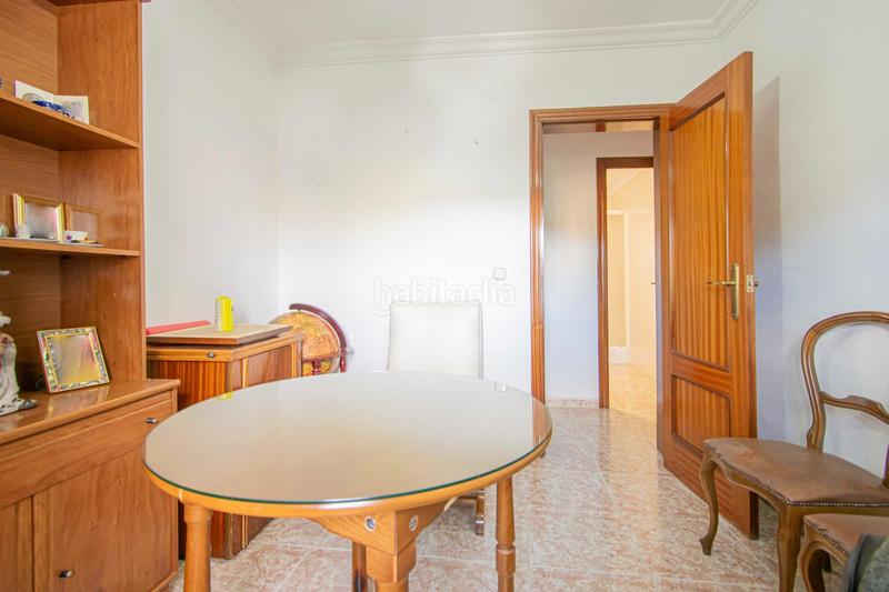 Foto 112dbd74-2ed2-457e-b4a4-2f53a03a68f3. Flat in Parque Alcosa Sevilla