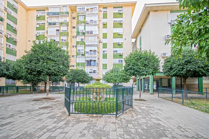 Foto 4b2dcd2b-8b5e-4f12-9303-a63153e360b5. Flat in Parque Alcosa Sevilla