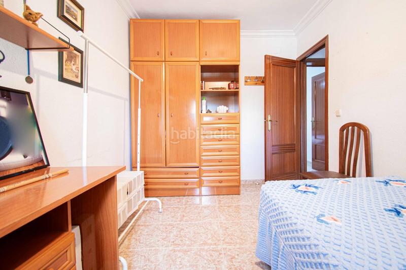 Foto c612b7f4-ad38-43c4-8606-a5aaeb9a1914. Flat in Parque Alcosa Sevilla