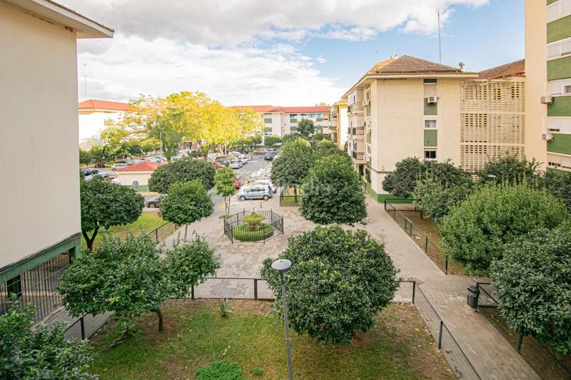 Foto cf8c01d7-97a2-412c-8f3e-04e6bda022c0. Flat in Parque Alcosa Sevilla