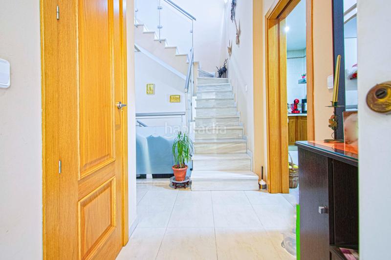 Foto 5062eaff-fc4e-4e5d-9c0f-29a53a8fb602. Maison jumelée avec chauffage dans Centro Bormujos