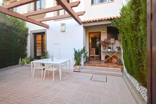 Maison jumelée à Las Pajanosas. Urb. hato verde golf maravillosa casa pareada con piscina comuni