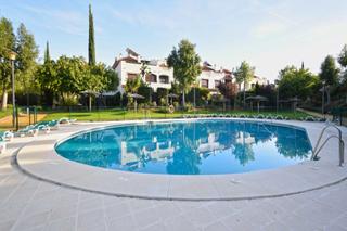 Doppelhaus in Las Pajanosas. Urb. hato verde golf maravillosa casa pareada con piscina comuni