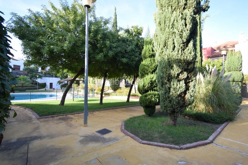 Foto 0f4e4b3d-1bd1-412d-8e55-e0b187939d8b. Doppelhaus mit heizung pool in Las Pajanosas Guillena