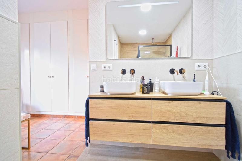 Foto 4ab355d2-0daa-4f32-b50b-216414882803. Doppelhaus mit heizung pool in Las Pajanosas Guillena