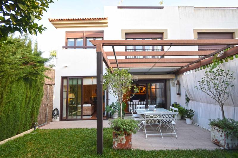 Foto 765c58d3-a56d-46a1-a3ca-3e04c2af203b. Doppelhaus mit heizung pool in Las Pajanosas Guillena