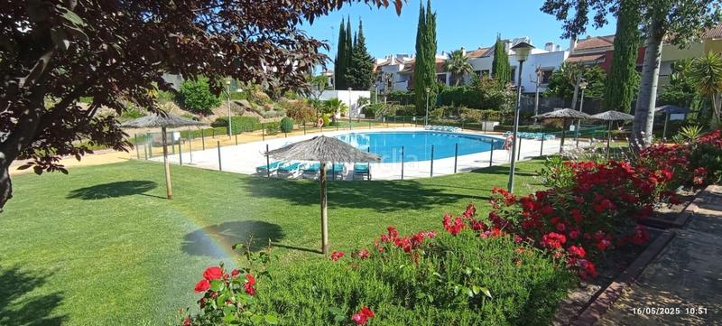 Foto bfe26b65-5eca-4d22-99ae-bd2f107c0105. Doppelhaus mit heizung pool in Las Pajanosas Guillena