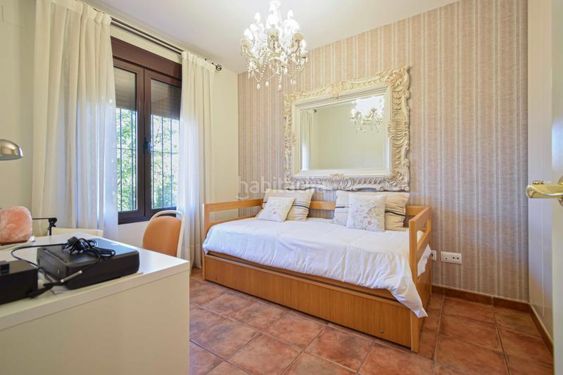 Foto ff406b94-e8a9-43f1-97da-bafaf4cc24e6. Doppelhaus mit heizung pool in Las Pajanosas Guillena