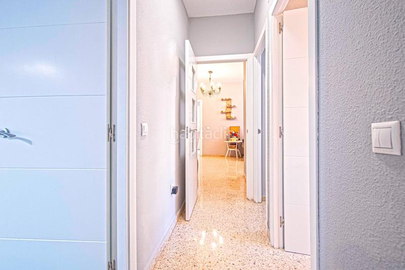 Foto c0ce9aaa-10fc-4317-ac75-155195dc3acc. Flat with parking in colores - entreparques Sevilla