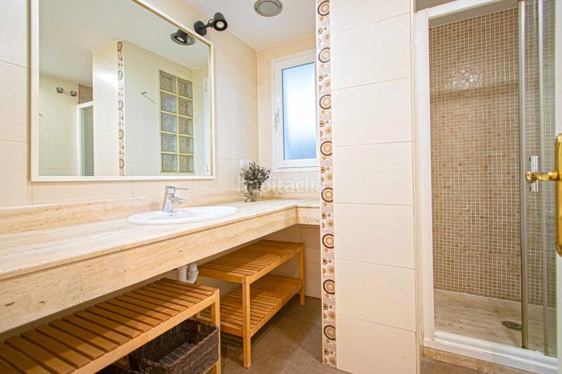 Foto 4306569d-8a8c-4b88-bae5-c3d105cbdb42. Appartamento con parcheggio in San Bartolomé Sevilla