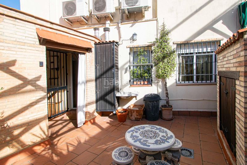Foto a9bee59e-7361-473f-808e-fb9607bab624. Casa amb calefacció a Avenida Juan Diego Bormujos