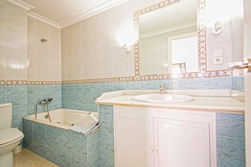 Foto a5eeb0be-ad7f-4b35-a43b-c0f9f8032eae. Pis amb piscina a Urbadiez - Entrepuentes Sevilla