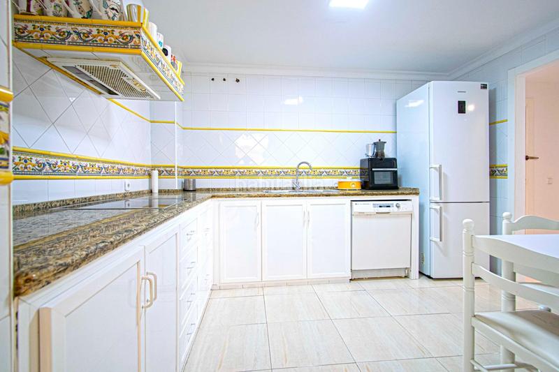 Foto b52a4a1e-1f98-4618-ad8d-52b8fd8c84bb. Pis amb piscina a Urbadiez - Entrepuentes Sevilla