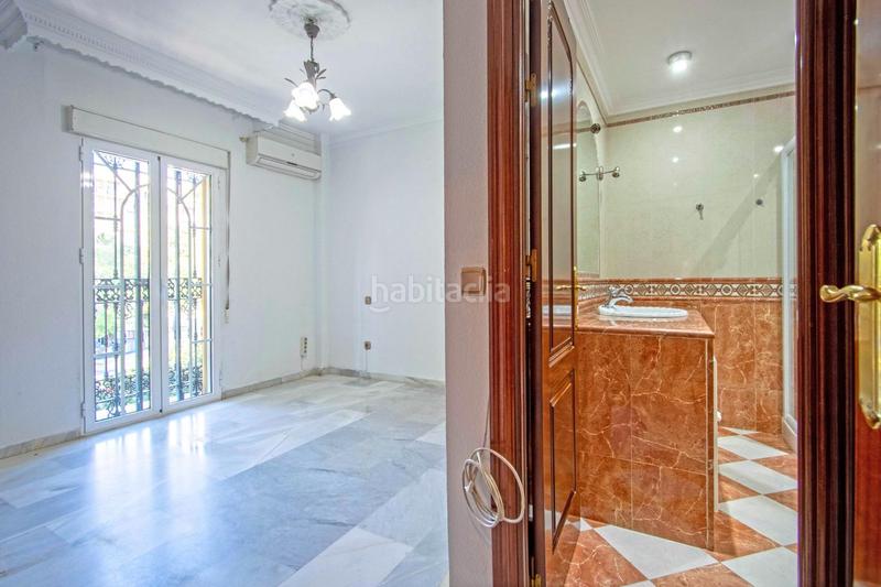 Foto 1eb573a2-0674-4be0-b13b-b3ba3e4d4d7a. Casa adossada amb aparcament a colores - entreparques Sevilla