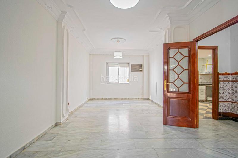 Foto 32dbb597-d584-4066-b45f-bacd38915165. Casa adossada amb aparcament a colores - entreparques Sevilla