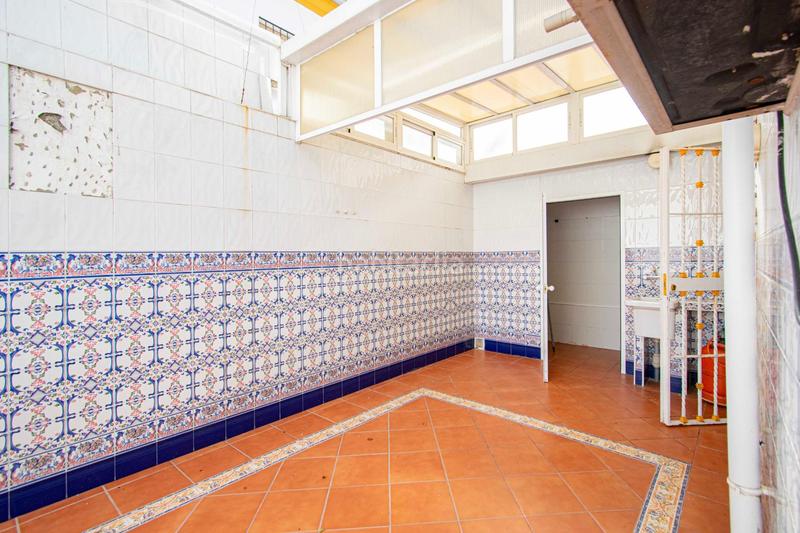 Foto 3ad1f9ba-5360-40ec-ab04-03906fcf3176. Casa adossada amb aparcament a colores - entreparques Sevilla