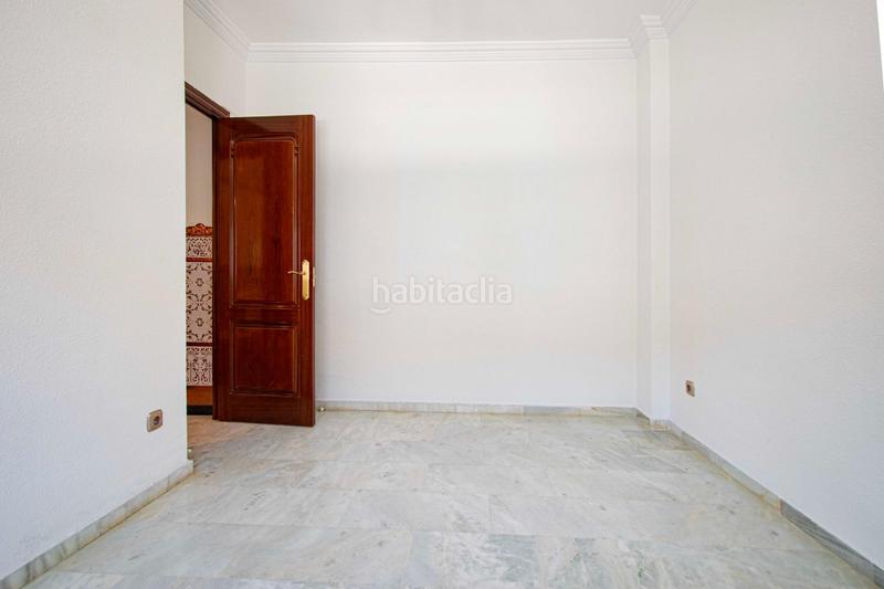 Foto a79e38ef-3d07-4142-a148-cc2f0c4b680e. Casa adossada amb aparcament a colores - entreparques Sevilla