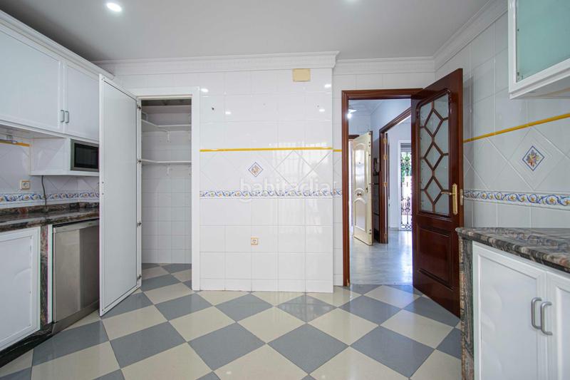 Foto e4cf5cfc-f073-49ae-a389-08a22b202499. Casa adossada amb aparcament a colores - entreparques Sevilla