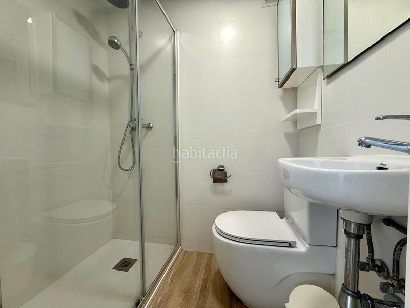 Foto 2d419e5c-ad5e-42a6-aa40-d8647b83bd7c. Pis amb calefacció aparcament piscina a Valdelagrana Puerto de Santa María (El)